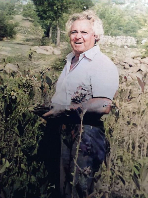 Никола Георгиев Иванов -с  уважение към земята и природата